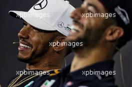 (L to R): Lewis Hamilton (GBR) Mercedes AMG F1 and Daniel Ricciardo (AUS) Red Bull Racing in the FIA Press Conference. 13.07.2017. Formula 1 World Championship, Rd 10, British Grand Prix, Silverstone, England, Preparation Day.
