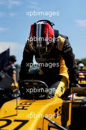Nico Hulkenberg (GER) Renault Sport F1 Team RS17 on the grid. 30.07.2017. Formula 1 World Championship, Rd 11, Hungarian Grand Prix, Budapest, Hungary, Race Day.