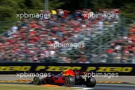 Daniel Ricciardo (AUS) Red Bull Racing  01.09.2017. Formula 1 World Championship, Rd 13, Italian Grand Prix, Monza, Italy, Practice Day.