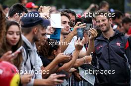 Romain Grosjean (FRA) Haas F1 Team with fans. 01.09.2017. Formula 1 World Championship, Rd 13, Italian Grand Prix, Monza, Italy, Practice Day.