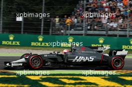 Kevin Magnussen (DEN) Haas VF-17. 01.09.2017. Formula 1 World Championship, Rd 13, Italian Grand Prix, Monza, Italy, Practice Day.