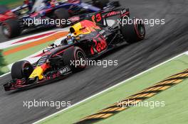 Daniel Ricciardo (AUS) Red Bull Racing RB13. 01.09.2017. Formula 1 World Championship, Rd 13, Italian Grand Prix, Monza, Italy, Practice Day.