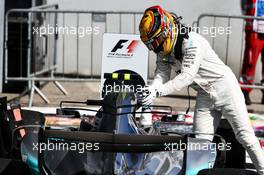 Race winner Lewis Hamilton (GBR) Mercedes AMG F1 celebrates with second placed team mate Valtteri Bottas (FIN) Mercedes AMG F1 W08 in parc ferme. 03.09.2017. Formula 1 World Championship, Rd 13, Italian Grand Prix, Monza, Italy, Race Day.