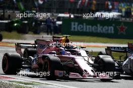 Sergio Perez (MEX) Sahara Force India F1 VJM10 at the start of the race. 03.09.2017. Formula 1 World Championship, Rd 13, Italian Grand Prix, Monza, Italy, Race Day.