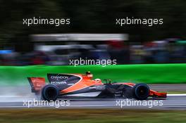 Stoffel Vandoorne (BEL) McLaren MCL32. 02.09.2017. Formula 1 World Championship, Rd 13, Italian Grand Prix, Monza, Italy, Qualifying Day.