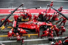 Kimi Raikkonen (FIN) Ferrari SF70H makes a pit stop. 02.09.2017. Formula 1 World Championship, Rd 13, Italian Grand Prix, Monza, Italy, Qualifying Day.