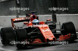 Fernando Alonso (ESP) McLaren MCL32. 02.09.2017. Formula 1 World Championship, Rd 13, Italian Grand Prix, Monza, Italy, Qualifying Day.