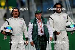 Jackie Stewart (GBR) with Míchel Salgado (ESP) Former Football Player (Left) and Christian Karembeu (FRA) Former Football Player at a Heineken Karting event. 31.08.2017. Formula 1 World Championship, Rd 13, Italian Grand Prix, Monza, Italy, Preparation Day.