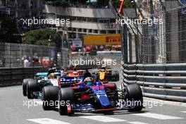Daniil Kvyat (RUS) Scuderia Toro Rosso STR12 at the start of the race. 28.05.2017. Formula 1 World Championship, Rd 6, Monaco Grand Prix, Monte Carlo, Monaco, Race Day.