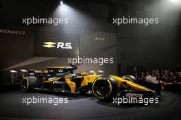 The Renault Sport F1 Team RS17 is unveiled. 21.02.2017. Renault Sport Formula One Team RS17 Launch, Royal Horticultural Society Headquarters, London, England.