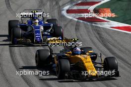 Jolyon Palmer (GBR) Renault Sport F1 Team RS17. 30.04.2017. Formula 1 World Championship, Rd 4, Russian Grand Prix, Sochi Autodrom, Sochi, Russia, Race Day.