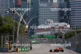 Max Verstappen (NLD) Red Bull Racing  15.09.2017. Formula 1 World Championship, Rd 14, Singapore Grand Prix, Marina Bay Street Circuit, Singapore, Practice Day.