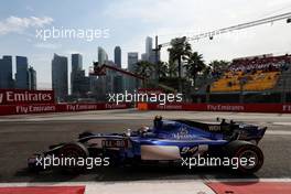 Pascal Wehrlein (GER) Sauber C36. 15.09.2017. Formula 1 World Championship, Rd 14, Singapore Grand Prix, Marina Bay Street Circuit, Singapore, Practice Day.