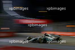 Lewis Hamilton (GBR) Mercedes AMG F1   15.09.2017. Formula 1 World Championship, Rd 14, Singapore Grand Prix, Marina Bay Street Circuit, Singapore, Practice Day.
