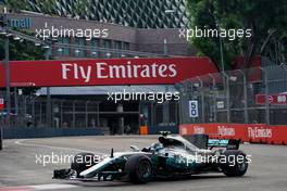 Valtteri Bottas (FIN) Mercedes AMG F1 W08.                                15.09.2017. Formula 1 World Championship, Rd 14, Singapore Grand Prix, Marina Bay Street Circuit, Singapore, Practice Day.