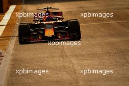 Max Verstappen (NLD) Red Bull Racing RB13. 15.09.2017. Formula 1 World Championship, Rd 14, Singapore Grand Prix, Marina Bay Street Circuit, Singapore, Practice Day.
