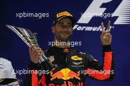 2nd place Daniel Ricciardo (AUS) Red Bull Racing RB13. 17.09.2017. Formula 1 World Championship, Rd 14, Singapore Grand Prix, Marina Bay Street Circuit, Singapore, Race Day.