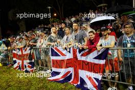 Fans.                                17.09.2017. Formula 1 World Championship, Rd 14, Singapore Grand Prix, Marina Bay Street Circuit, Singapore, Race Day.