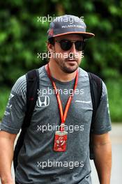 Fernando Alonso (ESP) McLaren. 16.09.2017. Formula 1 World Championship, Rd 14, Singapore Grand Prix, Marina Bay Street Circuit, Singapore, Qualifying Day.