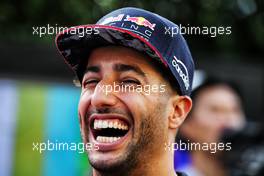 Daniel Ricciardo (AUS) Red Bull Racing. 14.09.2017. Formula 1 World Championship, Rd 14, Singapore Grand Prix, Marina Bay Street Circuit, Singapore, Preparation Day.