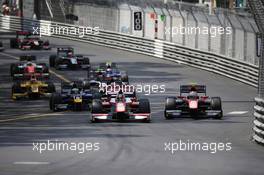26.05.2017 - Race 1, Start of the race 25-27.05.2017 FIA Formula 2 Championship - Rd 3, Monte Carlo, Monaco