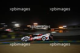Toyota Gazoo Racing - Toyota TS050 - LMP1 - Mike CONWAY, Kamui KOBAYASHI, StÃ©phane SARRAZIN 14.06.2017-18.06.2016 Le Mans 24 Hour Race 2017, Le Mans, France
