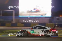 Porsche GT Team - Porsche 991 RSR LMGTE Pro - Richard LIETZ, Frederic MAKOWIECKI, Patrick PILET 14.06.2017-18.06.2016 Le Mans 24 Hour Race 2017, Le Mans, France