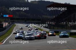 06.05.2017 - Race 2, Start of the race, Crash, Maxime Potty (BEL) Volkswagen Golf GTi TCR, Team WRT, Pepe Oriola (ESP) SEAT LeÃ³n, Team Craft-Bamboo LUKOIL and Tom Coronel (NLD) Honda Civic Type-R TCR, Boutsen Ginion Racing 04-06.05.2017 TCR International Series, Round 3, Spa Francorchamps, Spa, Belgium