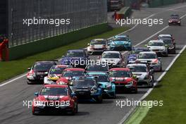 Race 2, Start of the race 14.05.2017. TCR International Series, Rd 4, Monza, Italy, Sunday.