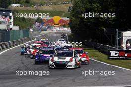 Race 2, Start of the race 09-11.06.2017 TCR International Series, Round 5, Salzburgring, Salzburg, Austria