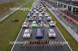09.07.2017 - Race 1, Group picture. 07-09.07.2017 TCR International Series, Round 6, Oschersleban, Germany