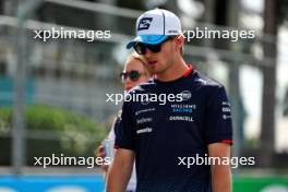 Logan Sargeant (USA) Williams Racing walks the circuit. 02.05.2024. Formula 1 World Championship, Rd 6, Miami Grand Prix, Miami, Florida, USA, Preparation Day.